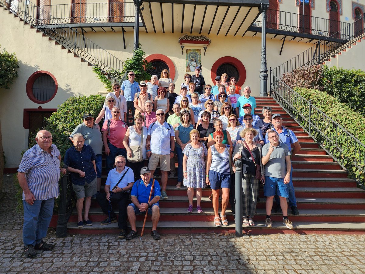 Hoy hemos recibido a un grupo alicantino que ha visitado nuestra localidad.
Agradecer a todos los visitantes que recibimos el calor y lo encantados que se marchan de haber descubierto nuestra ciudad.
¡Siempre bienvenidos!