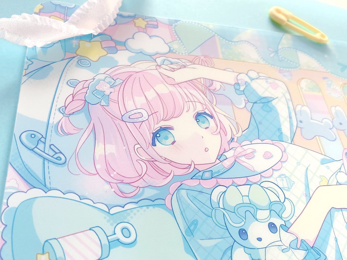 たᤕたᤕふʒ〰𑅞

🧷B5下敷き

大きなサイズで絵を見ることができます❕
透け感のある素材で表面はすべすべマットな質感です

#カワイイクリエイターs 9/28(sun)