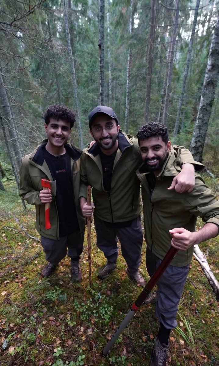 رسالة شكر وامتنان ❤️
من القلب أشكر كل شخص دعمنا ووقف معنا في سلسلة الغابة وجودكم وتعليقاتكم وتشجيعكم كان هو الوقود الحقيقي اللي خلانا نكمل ونقدم أفضل ما عندنا
أنتم مو مجرد متابعين، أنتم عائلة ورفاق رحلة، وكل نجاح نعيشه اليوم أنتم أساسه.
أتمنى اني ماقصرت و اتمنى تعذروني 
و تراني