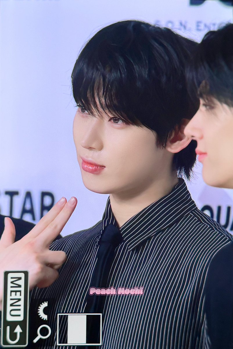 Peach Mochi tweet media