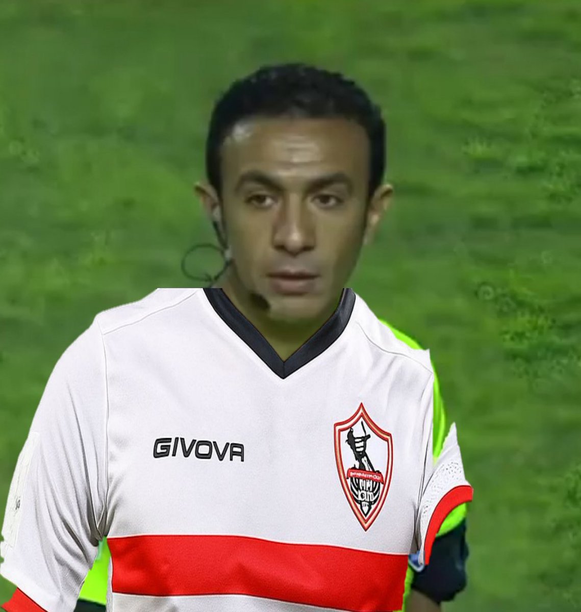 المفروض محمد معروف و طارق مجدي يرتديا هذا القميص في كل مباريات الدوري من الاخر
#الاهلي
#الزمالك_بنفوذه
#الاسيوطي_بفلوسه
#كلنا_في_ضهرك_يا_اهلي
#كلنا_في_ضهرك_يا_بيبو