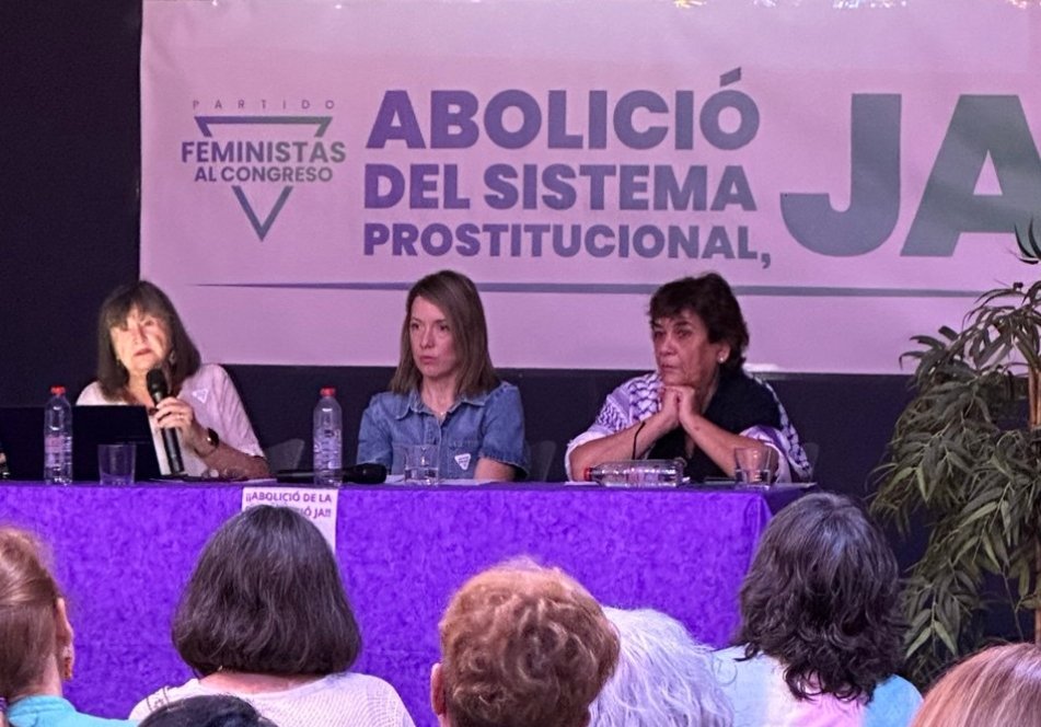 Partido Feministas Al Congreso (@feministas_cong) on Twitter photo Hoy, en Valencia, hablando de 𝗟𝗮 𝗻𝗲𝗰𝗲𝘀𝗶𝗱𝗮𝗱 𝗱𝗲 𝗮𝗽𝗿𝗼𝗯𝗮𝗿 𝗹𝗮 𝗟𝗢𝗔𝗦𝗣 con dos grandes:
➡️ Charo Carracedo Bullido <a href="/rosariocarrace2/">rosario carracedo</a>, presidenta de <a href="/Abolicion_Prost/">PAP-Plat. OOMM por la Abolición de la Prostitución</a>
➡️ Amparo Mañés Barbé <a href="/amparo_manes/">manes</a>, secretaria general del PFAC.
#LOASPseráLey Hoy, en Valencia, hablando de 𝗟𝗮 𝗻𝗲𝗰𝗲𝘀𝗶𝗱𝗮𝗱 𝗱𝗲 𝗮𝗽𝗿𝗼𝗯𝗮𝗿 𝗹𝗮 𝗟𝗢𝗔𝗦𝗣 con dos grandes:
➡️ Charo Carracedo Bullido <a href="/rosariocarrace2/">rosario carracedo</a>, presidenta de <a href="/Abolicion_Prost/">PAP-Plat. OOMM por la Abolición de la Prostitución</a>
➡️ Amparo Mañés Barbé <a href="/amparo_manes/">manes</a>, secretaria general del PFAC.
#LOASPseráLey