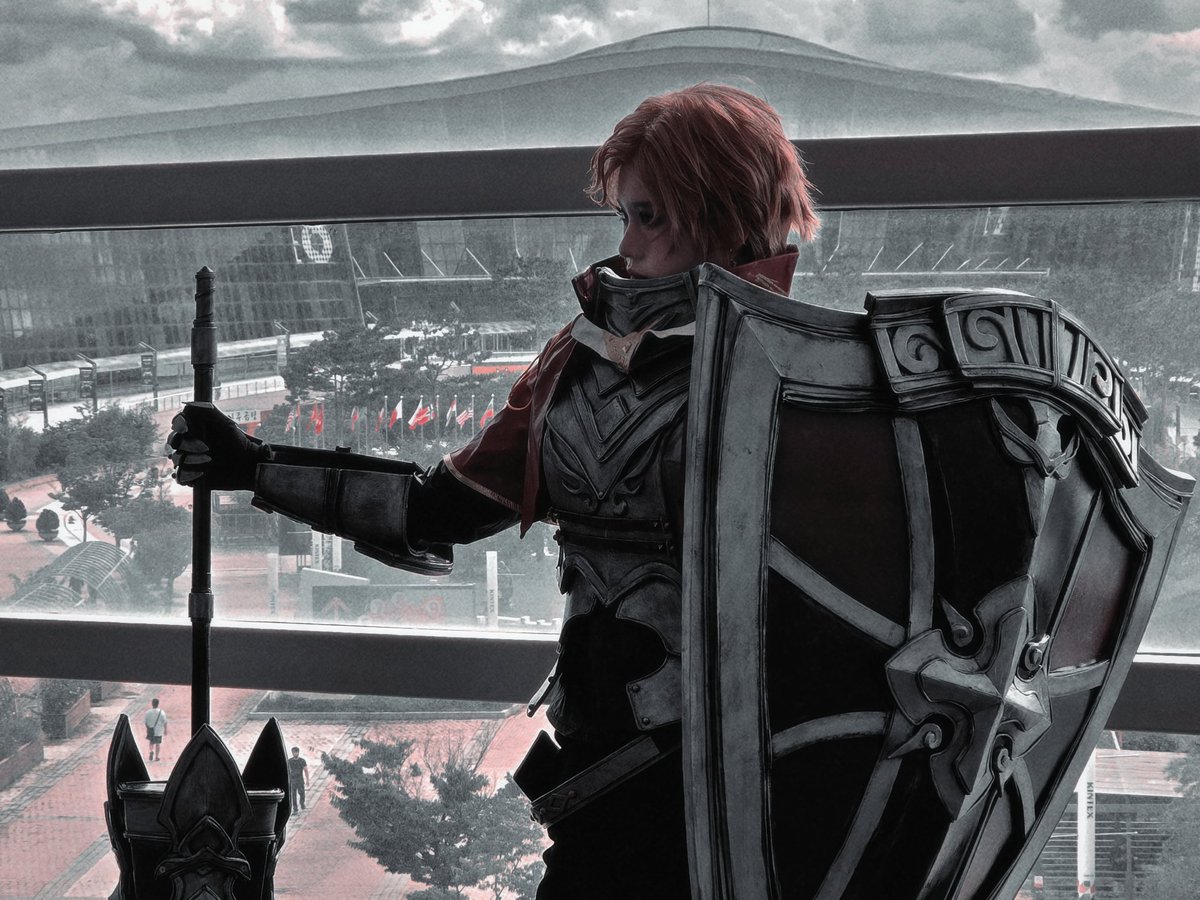 레오노르로 다녀왔습니다
행사 고생하셨습니다!  

#사이퍼즈 #샆데이 #한데이