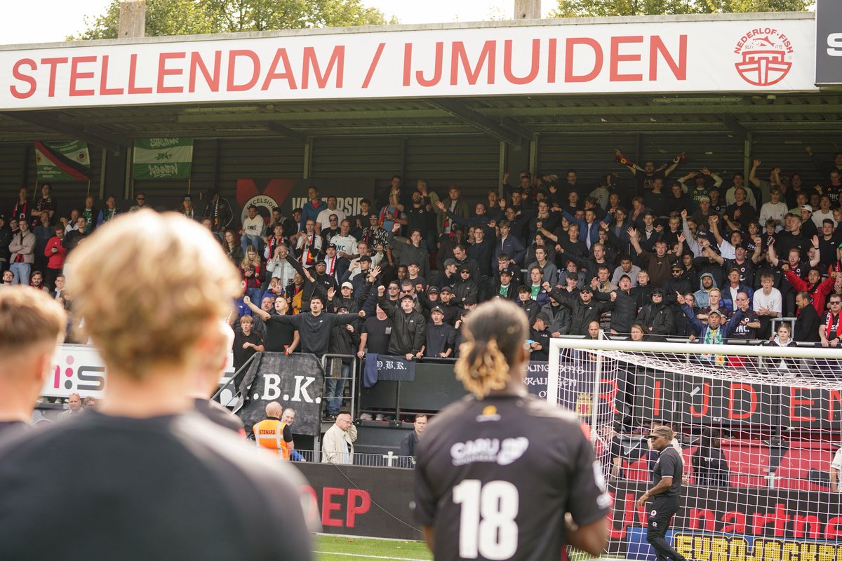Er altijd voor je zijn! ❤️🖤