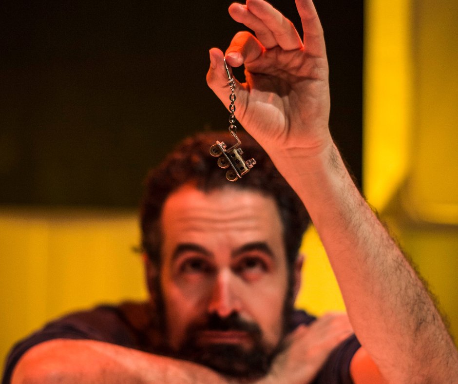 Cuartoymitad Teatro tweet media