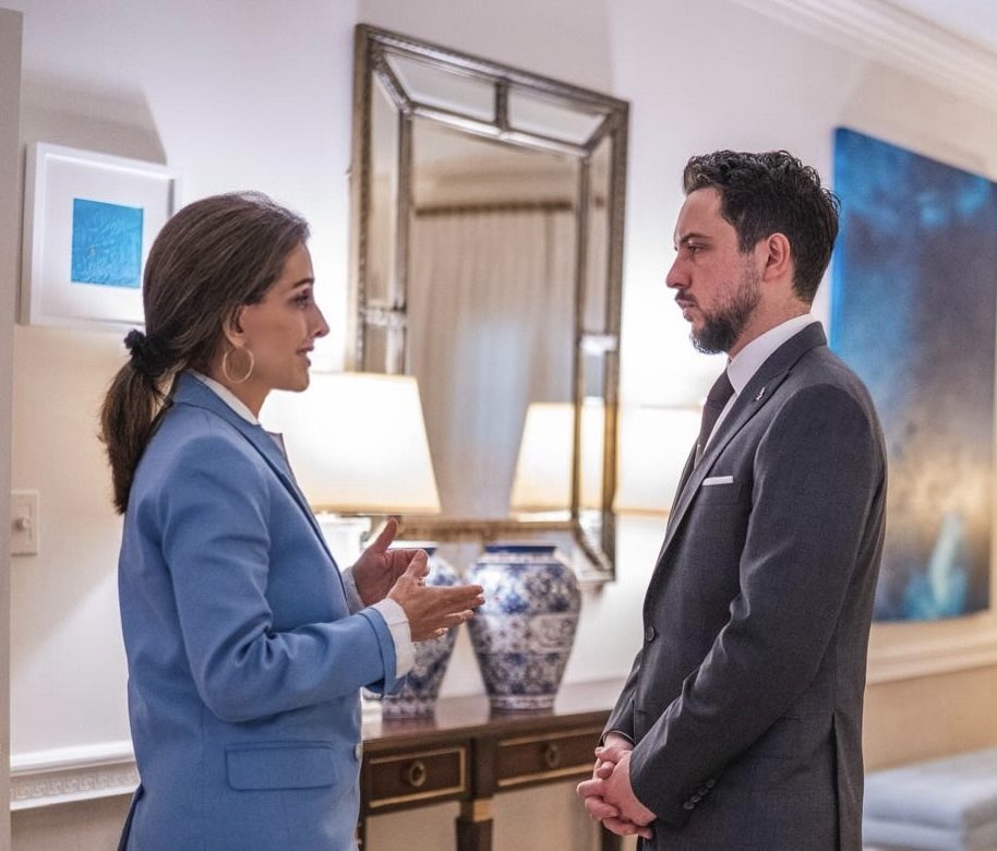 اقتداءً بخطى جلالة الملك عبدالله الثاني، جسد سمو ولي العهد الأمير الحسين بن عبدالله الثاني حكمة الدولة وعمق رؤيتها الاستراتيجية خلال سلسلة من اللقاءات رفيعة المستوى في الكونغرس الأمريكي هذا الأسبوع. لقد كان لي شرف مرافقة سموه في هذه الزيارة المهمة، التي رسّخ من خلالها الشراكات