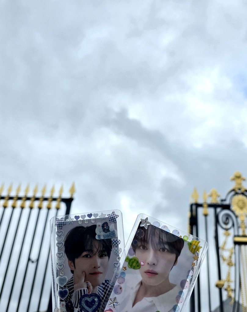 #재쥬예절샷
재랑이 잃어버릴까 조마조마...ㅠㅠ 잘 데리고 다니기ㅋㅋㅋ
또 와도 낭만있는 프랑스🇫🇷
좋아하는 빵 많이 먹고 가요🥐🥖
담에 또 오께 파리💙🤍❤️

#김재중 #KIMJAEJOONG #ジェジュン #金在中  
<a href="/bornfreeonekiss/">kimjaejoong</a>