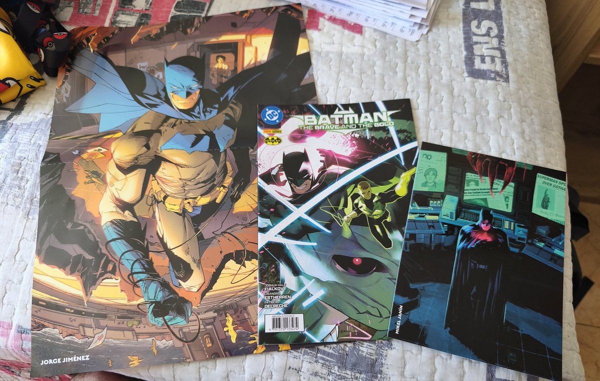 FlyingWarlock's tweet photo. | Mis compras y mis regalitos del Batman Day https://t.co/6w76UmhzIE