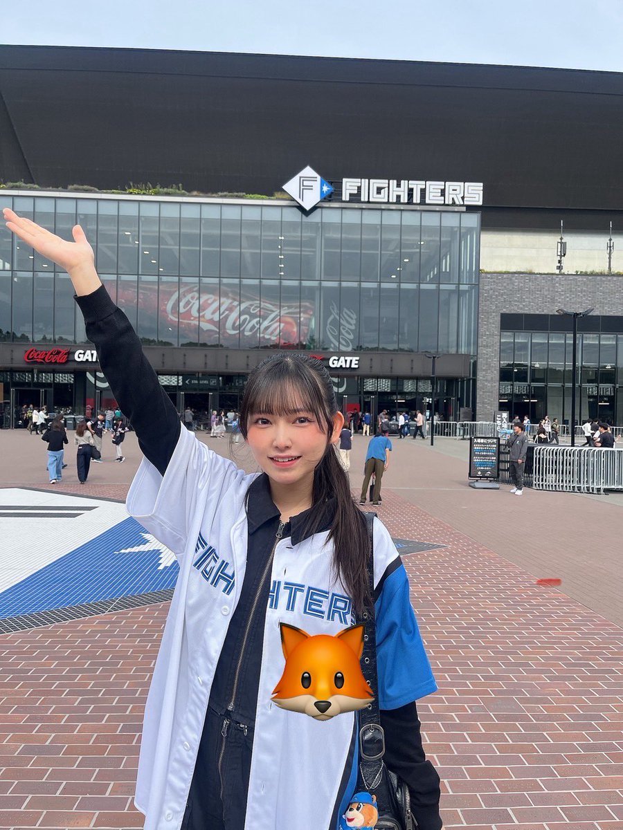 tabesugiyaseruo's tweet image. 初エスコン行ったよ～(*&apos;▽&apos;)

ほんっとに開放的で綺麗でご飯も美味しかった🍗

試合も9回裏、2死走者なしからサヨナラ勝ち！凄すぎる🥹✨

また絶対来るぞ〜‼️
#エスコン #日ハム