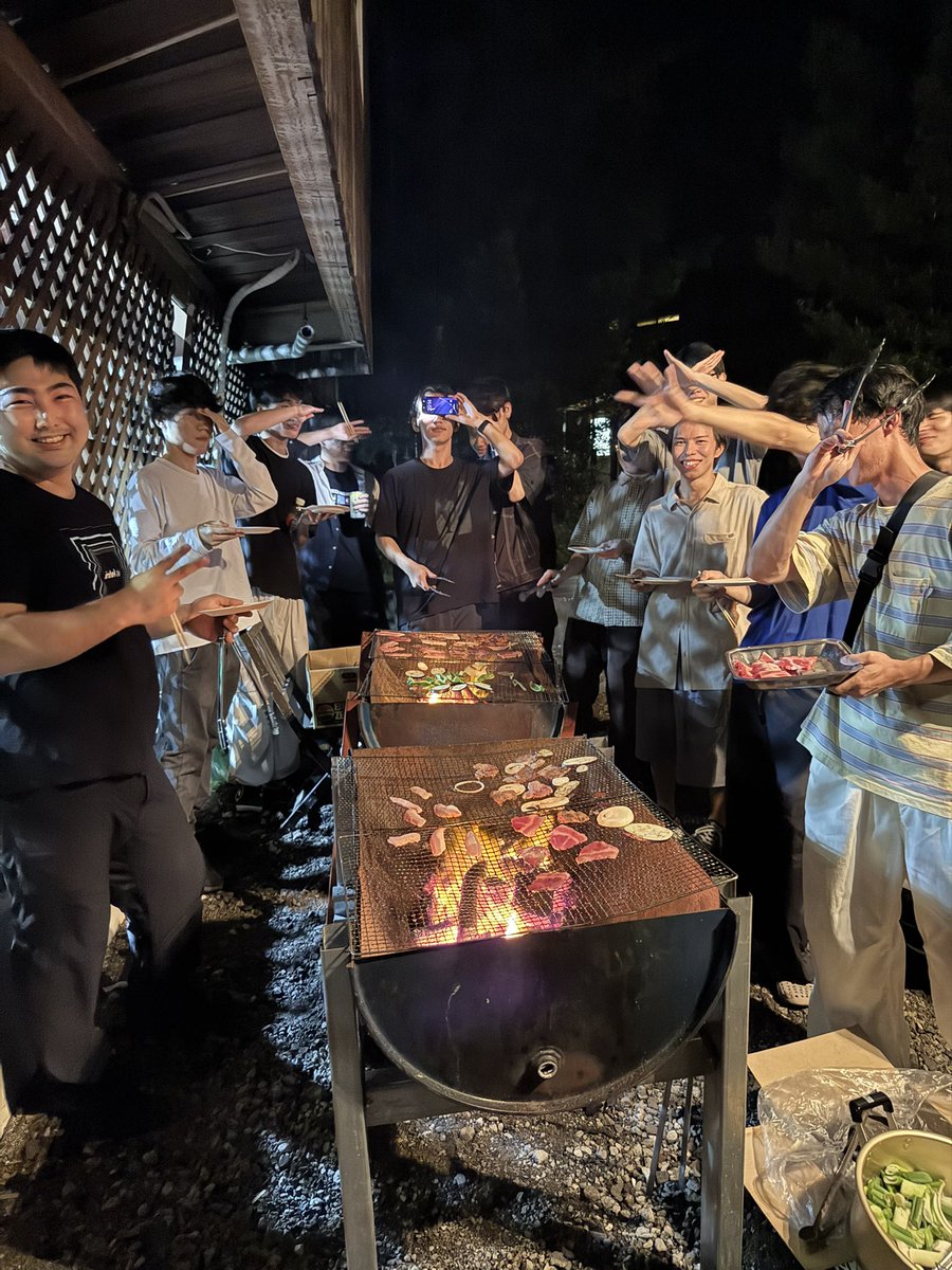 keio_aolab's tweet image. 青木研夏合宿2025
学生さん達はラフティング　私はトレイルランニング後にBBQ🍖