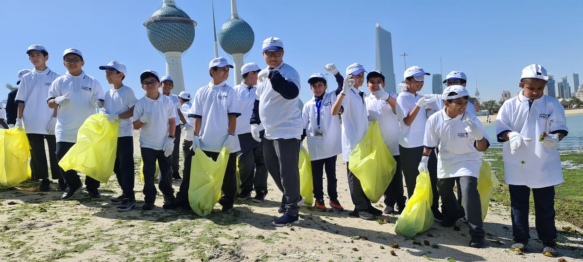 Kuna__fr's tweet image. L’équipe de #plongée nettoie le littoral des Tours du Koweït à l’occasion de la #Journée mondiale du #nettoyage 
ow.ly/T0EH30sPNvN