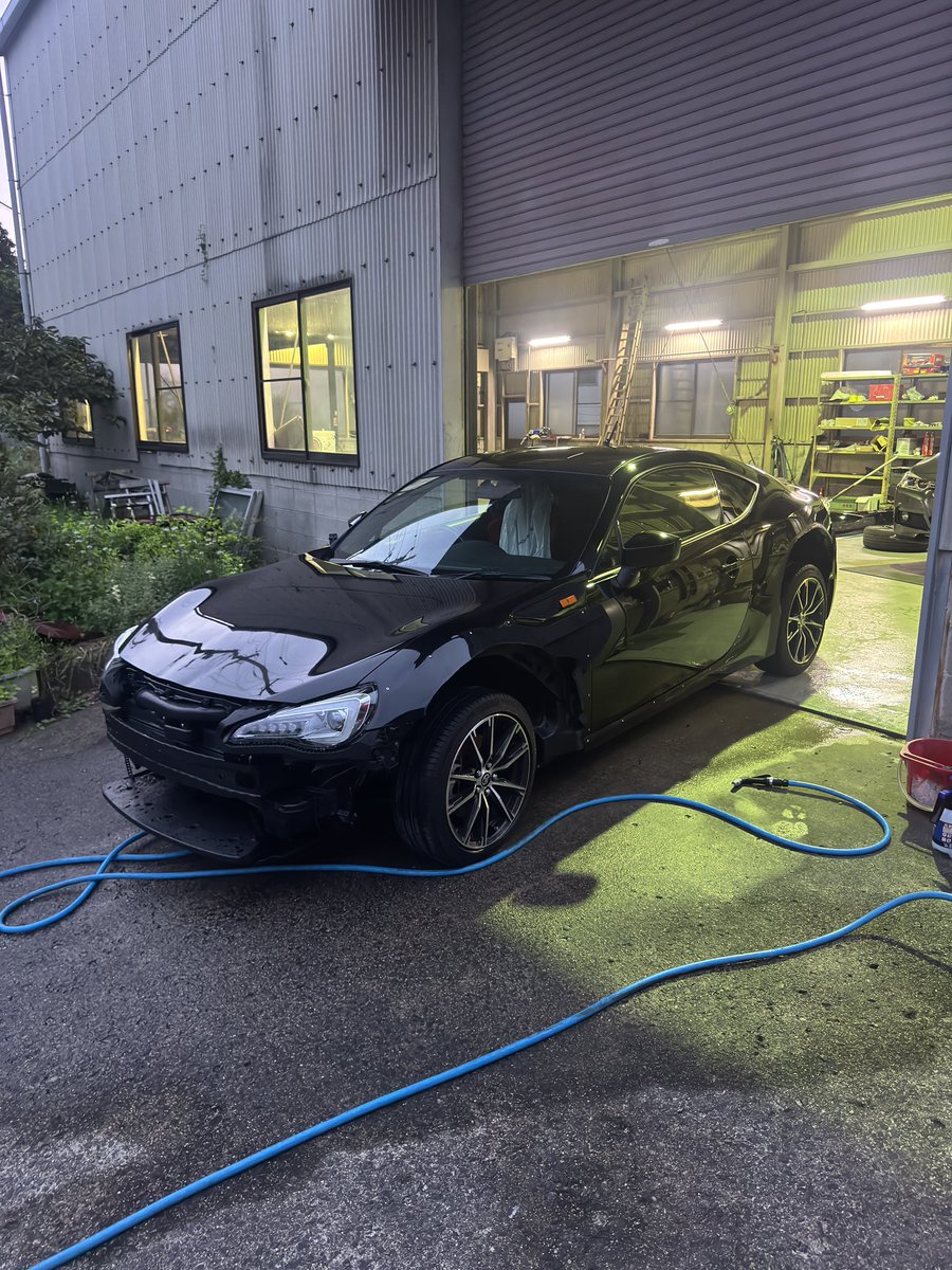 鉄粉粘土クリーナー使ったらめちゃくちゃ綺麗になったw
明日は磨きとコーティング