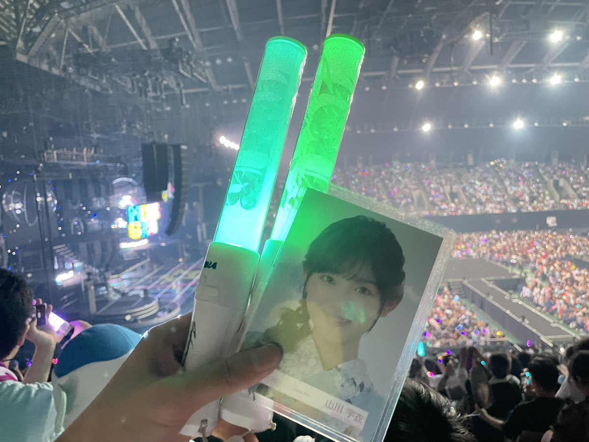 宇衣たん楽しかったね🥰
(ペンライト日向の持ってくるの忘れたから櫻でごめんなさい🙏)
#日向坂46_MONSTERGROOVE