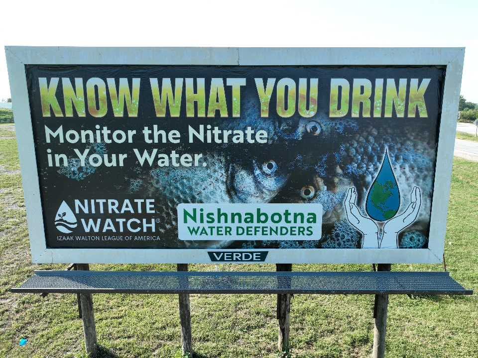 Ottumwa_Radio's tweet photo. Nishnabotna water group urges community nitrate testing with new billboard
https://t.co/Qg5WOHOn0B https://t.co/q5swjAoDiW