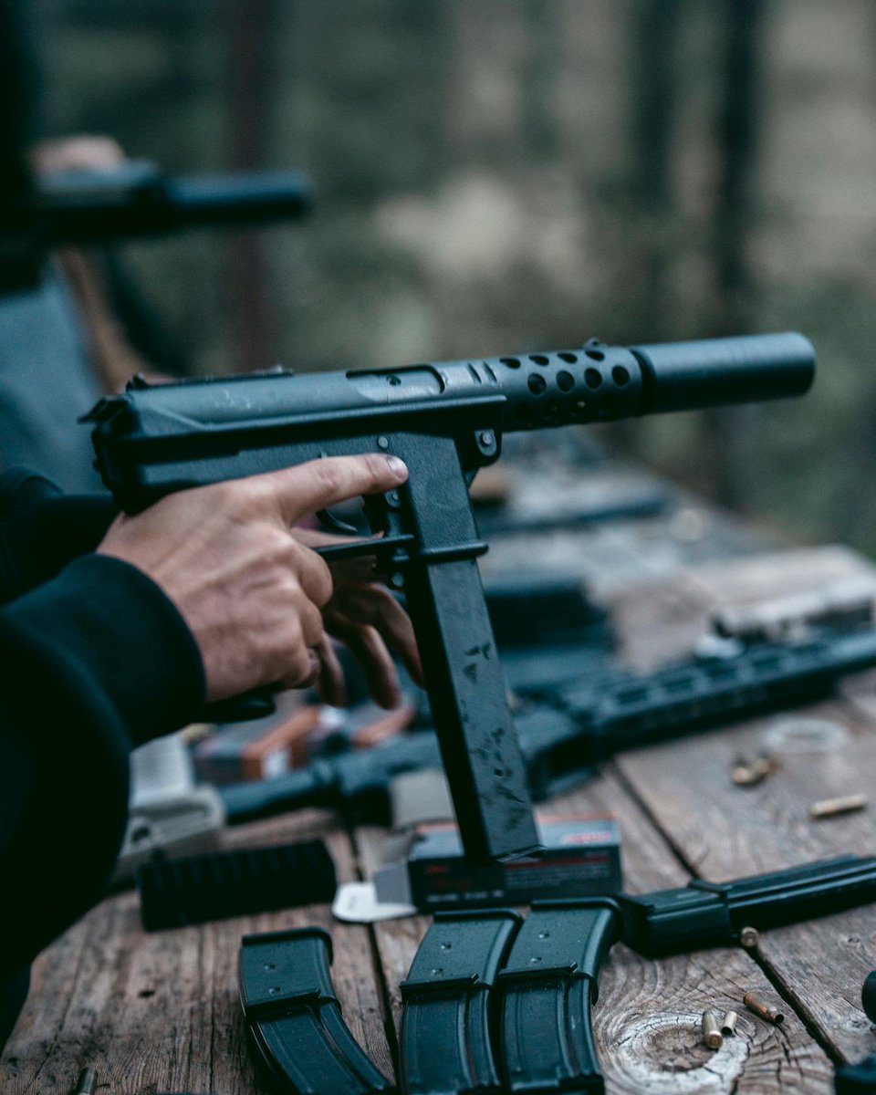 Firearms_Depot's tweet image. What's the worst gun you've seen at the public range? Overgassed, held together with tape, or just plain sketchy? Drop pics &amp;amp; your story below 👇 #RangeStories #GunFails #RangeSafety #GunCommunity