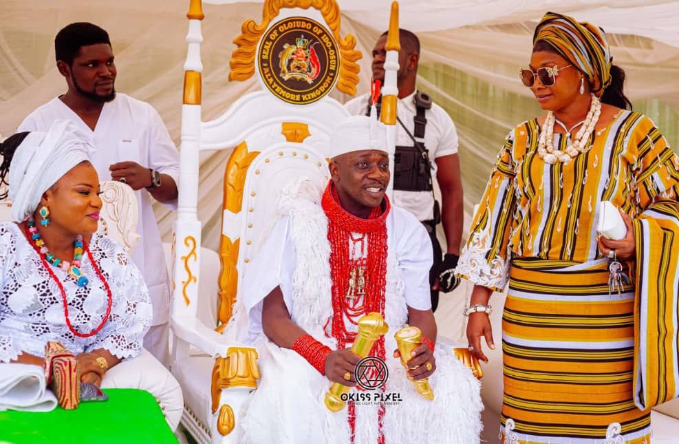 AZead2108's tweet photo. The Legacy of Obalufon Aláyémọrẹ and the Aláyémọrẹ Kingdom

The history of Ido-Osun and its royal institution is deeply rooted in the sacred traditions of Ile-Ifẹ̀, the cradle of the Yoruba people. Among the most celebrated monarchs of ancient Ifẹ̀ was Ọọni Obalufon .... https://t.co/ecIzin542Y