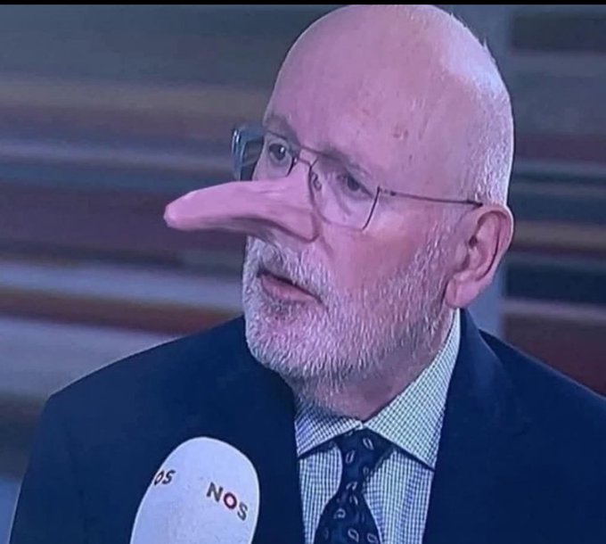 BarendBint's tweet image. Welke randdebielen stemmen nu nog op die mislukte toneelspeler @F__Timmermans 
#peilingen
#APB2025