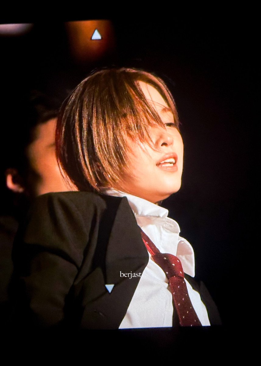 250920 ITZY ON AIR FM

Oh my….

#RYUJIN #류진 #ITZY #있지