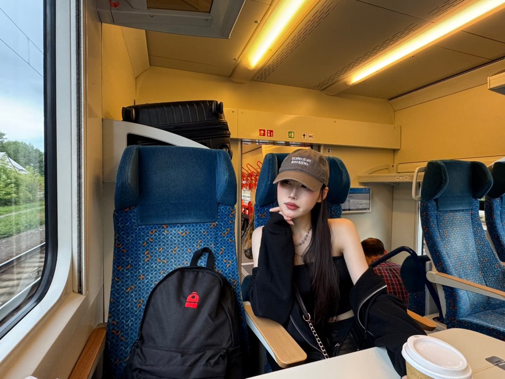 Touring Europe with my Backpack 🎒🇪🇺