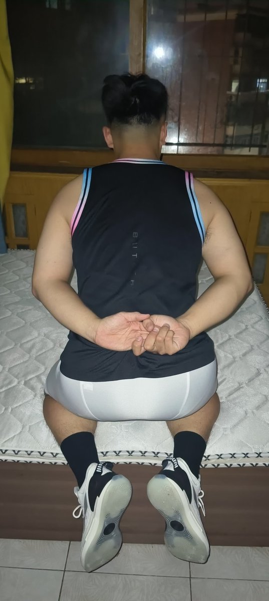 西装革履 (@qwert41441699) on Twitter photo 