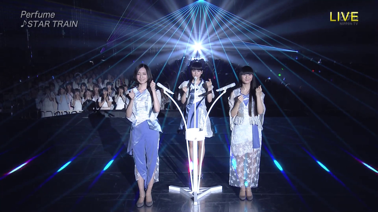 Perfume ポスター 1234567891011 Amazon.co.jp: Perfume Complete BEST ポスター B2サイズ : おもちゃ