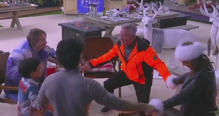 toolentinoo's tweet photo. ✅ Sepultaron a producción con su juego en contra de Noche 
✅ Arrastraron a Guana 
✅ Comprendieron la salida de Elaine sin hablar mal de ella 
✅ Mandaron a chingar a su madre a Facundo.
✅ Siguen firmes como manada.

Buenísima charla 🥹❤️‍🩹

#LaCasaDeLosFamososMx https://t.co/pGhsM7c3mR