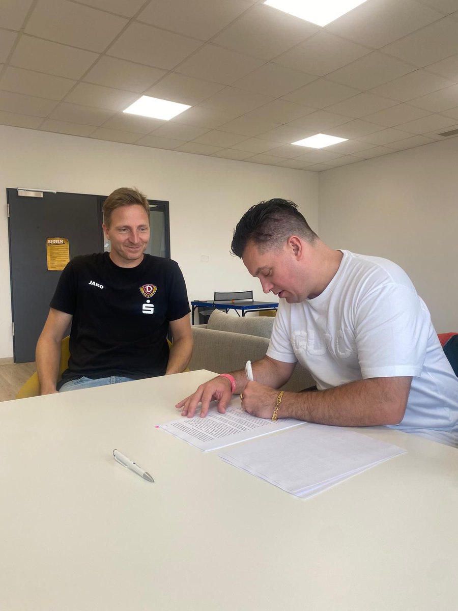 FK VIAGEM Ústí nad Labem is further strengthening its cooperation with SG Dynamo Dresden in the field of developing talented players. The club’s owner, Přemysl Kubáň, was personally present at the signing of the agreement.