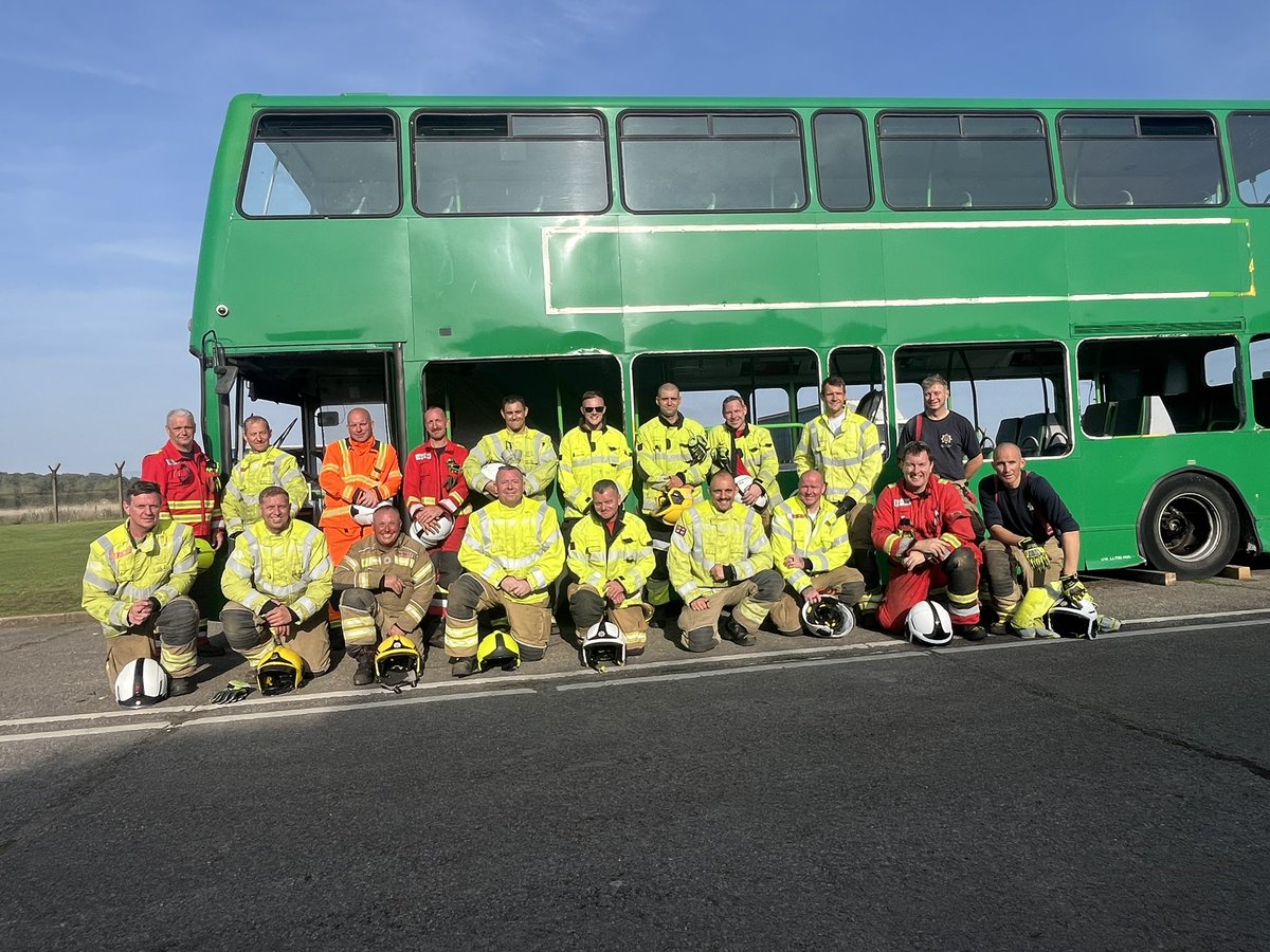 GLTechRescue's tweet image. A few pics from this weeks Heavy Rescue Instructors refresher/ CPD event at @LincsFireRescue 
Thanks to all the Instructors/ participants for your enthusiasm, also manufacturers for your continued support. 👏 @VimpexLtd @HolmatroUK @weberrescueuk @_ukro @NFCC_FireChiefs