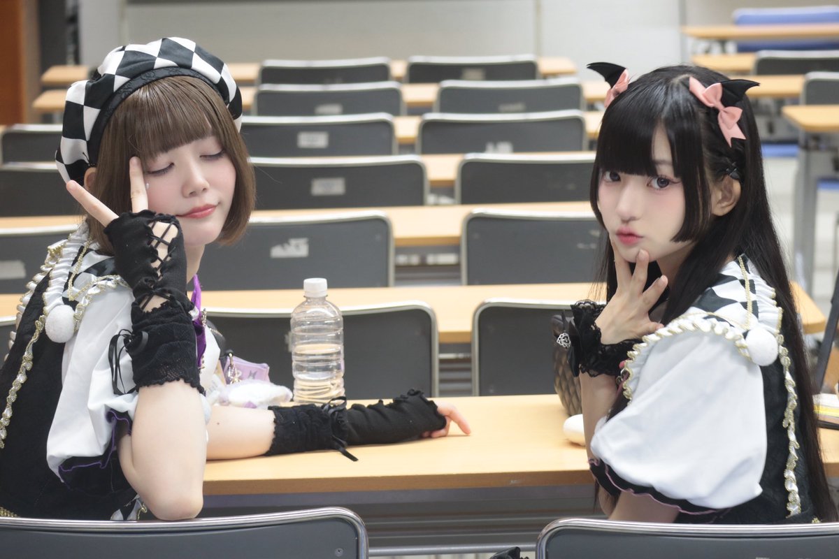 『IDOL SODA Stream!! in NAKANO』にお越しいただきありがとうございました.ᐟ.ᐟ⟡.·

✦・┈┈┈┈┈┈┈┈┈┈┈┈┈┈┈┈┈ ・✦  

次の出演はこちら⤵︎ ︎      

① 9/21(日)
『I♡ZEST I♡IDOL〜秋葉原ZEST8周年特別公演〜』
🎪秋葉原ZEST
🎁▶︎写メ券 / 1ポイント

出演 12:45-13:10
物販