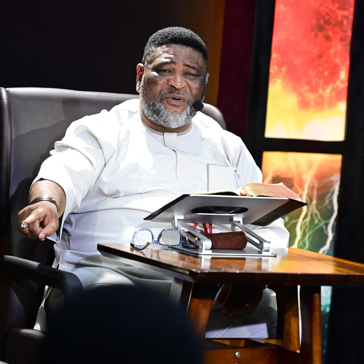 RevKayToday's tweet image. Any congregation or church that is not ready to hear the teachings of the High Priest is not ready for the New Covenant. The greatest task of a man is for him to hear, and keep hearing the High Priest who is speaking from the Throne of God.
#RevKayToday #RevKayodeOyegoke