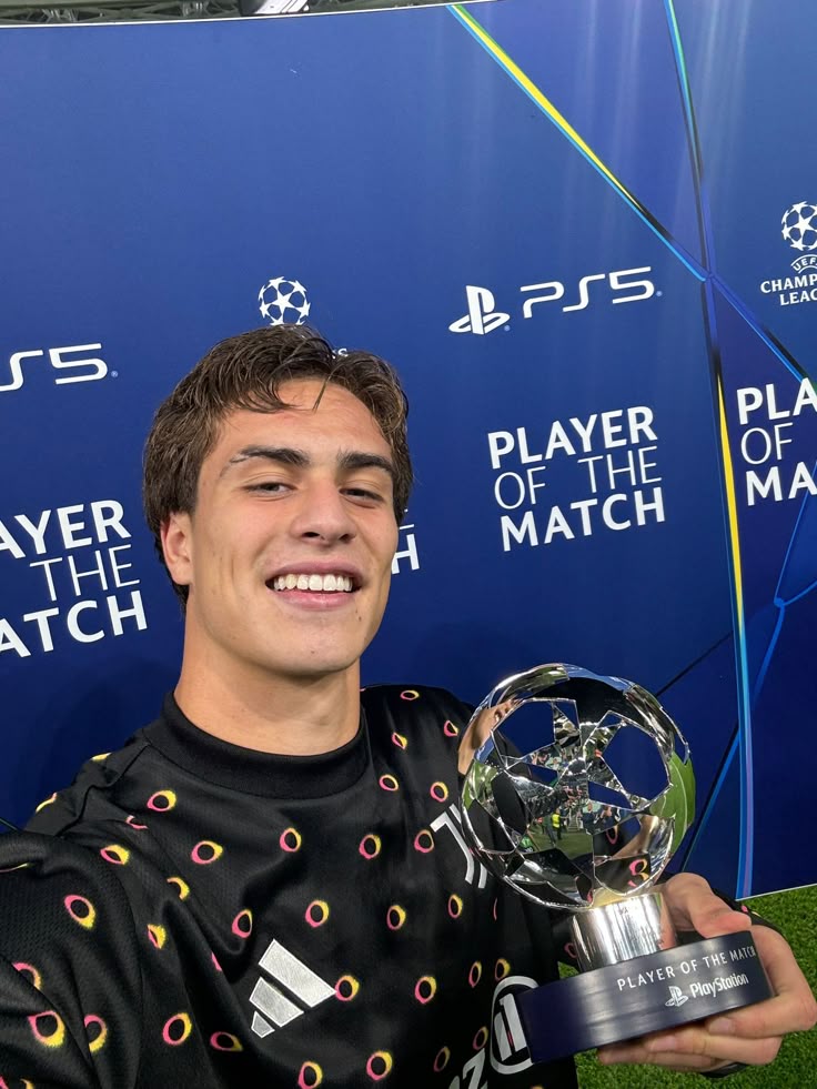 𝙕𝙄𝘼𝘿 tweet media