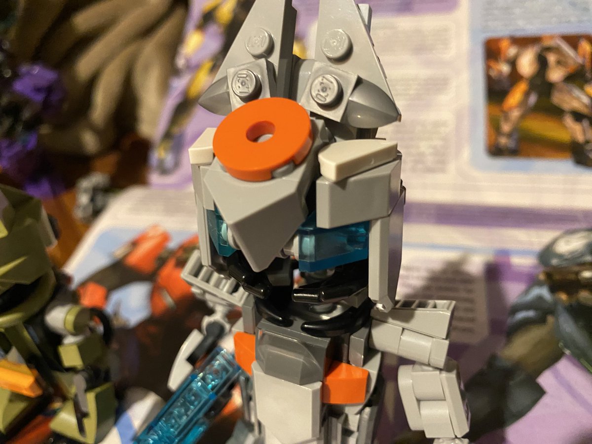 LEGOcinemato's tweet photo. Ahhhhh it’s got no mouth but it can smile!! 🤣 https://t.co/394D2RJxS4
