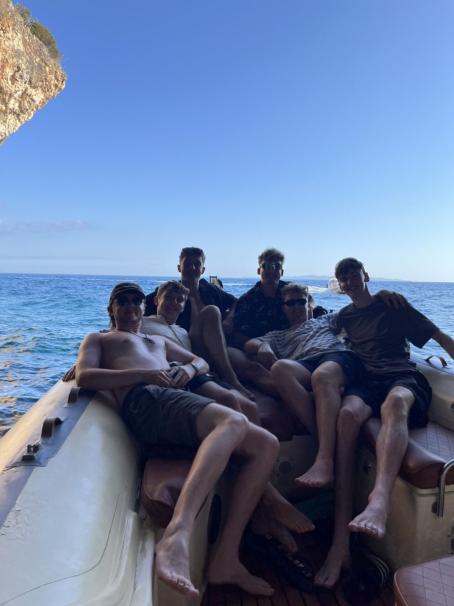 TonyCherryFC's tweet photo. some photos from TCP Live ‘25 🇬🇷 https://t.co/yeGhJd6aO8