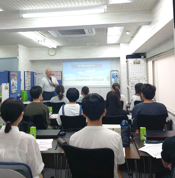 本日はアドバンス主催【高校入試説明会】を開催✨
私たちの説明に加え、私立高校の先生方から最新入試情報や学校の魅力を伺いました！ご参加いただいた皆さま、ありがとうございました😊 
#高校入試 #進路 #アドバンス #西宮 #兵庫