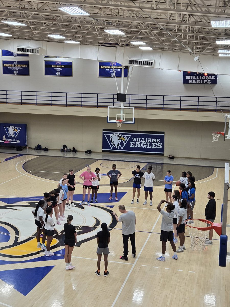 Cyfair Arkansas (@cbsanders6519) on Twitter photo '27-'32 starting. We take our players everywhere yearly. S/O <a href="/madisanders21/">Madisyn Sanders</a> & Taylor Patrick <a href="/WBUEAGLES/">WBU Eagles</a> today. '27-'32 starting. We take our players everywhere yearly. S/O <a href="/madisanders21/">Madisyn Sanders</a> & Taylor Patrick <a href="/WBUEAGLES/">WBU Eagles</a> today.