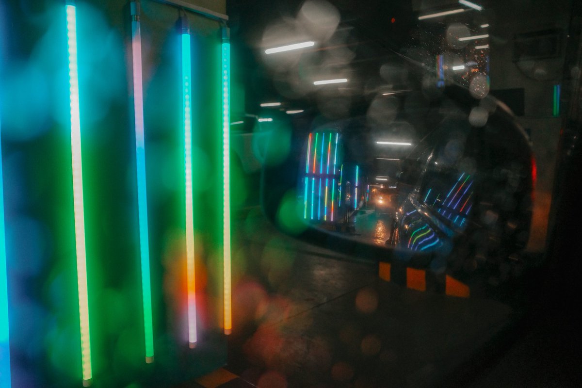 ronypoop's tweet image. Windshield views