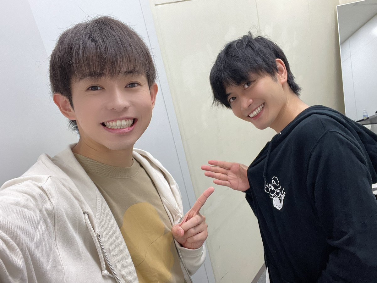 『「LIVERTINEAGE」コラボ企画完成記念トーク&amp;ライブイベント』

無事終了！！

なんだかまた新しい空気感で楽しさが限界突破してました！

ご来場ありがとうございます！

改めまして、コラボ第2弾お楽しみに！

　　佐藤智広でした☻