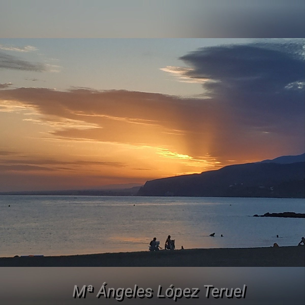 MariAngelesLpez's tweet photo. #atardeceres #sonnenuntergang🌅 #coucherdusoleil #sunsets de #septiembre #zapillo #Almeria #paseomaritimo https://t.co/cckQjCOFWj