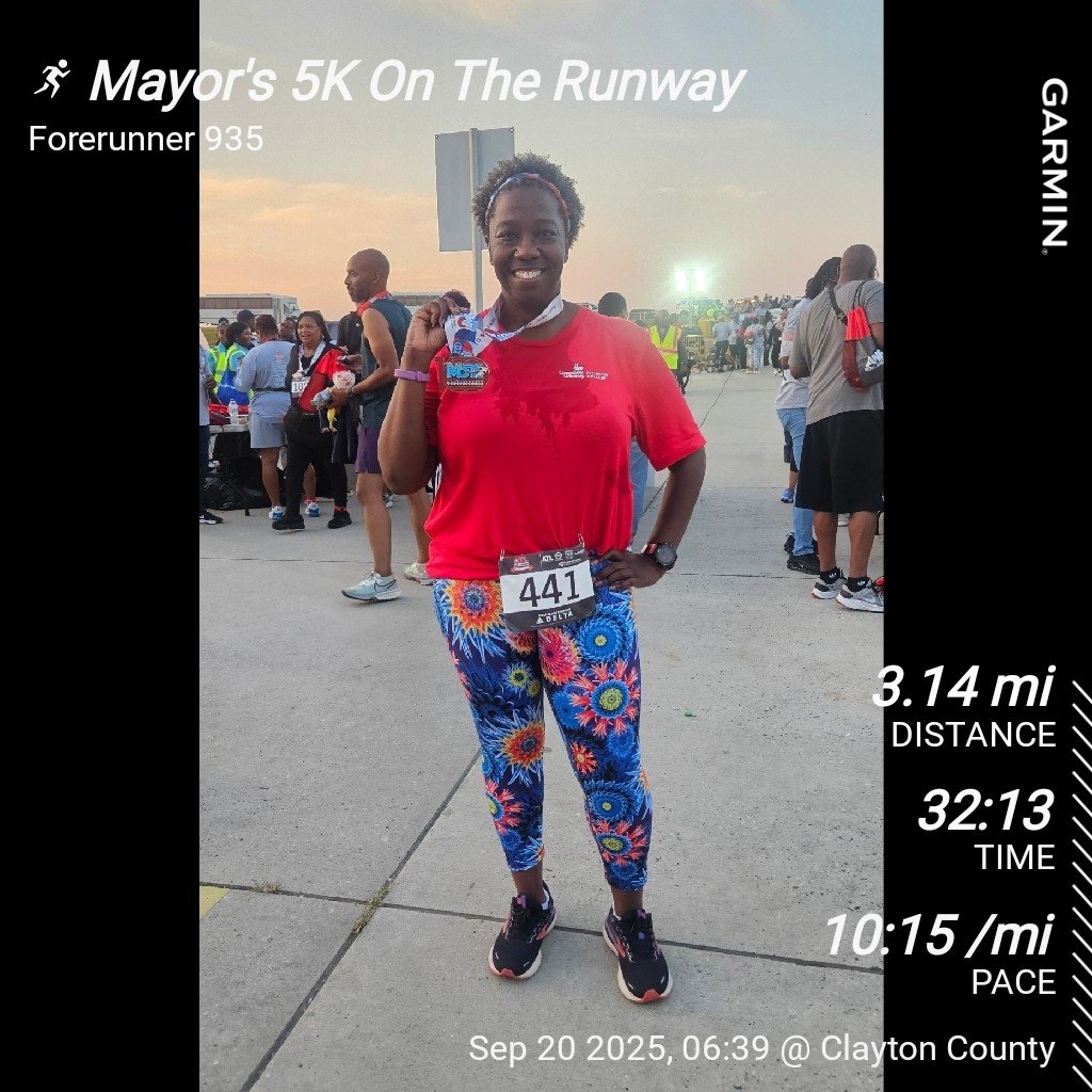 nacole99's tweet photo. The Mayor's 5K On The Runway is done. This race was my fastest 5K this year. It was a great prep run for next month's 5K in Detroit. Congrats to the finishers. #bibchat #runchat #leagueofgarmin #runatl https://t.co/sJPWgco9mi