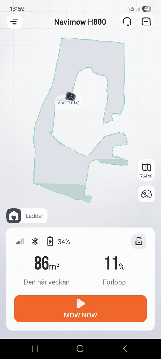 Kompisen "Bruse" har påbörjat sin tjänstgöring på tomten. Själv lever jag på Alvedon för att hålla nere febern som är tillbaka igen! Nu blir det en stunds vila/sömn 🫩😴