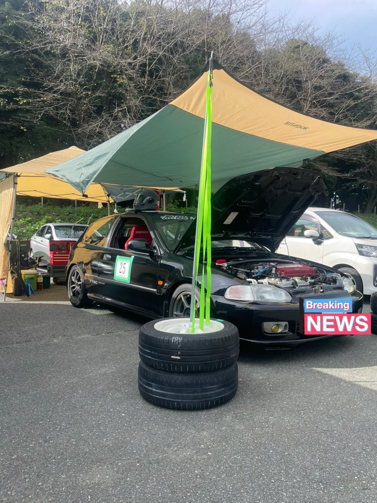 本日開催された秋季全九州学生ジムカーナ大会で弊部のEG6 ymsk号
デビューWinを果たしました！
エントラントの皆様、オフィシャルの皆様本当にお疲れ様でした！
来シーズンは団体戦へ挑みます！