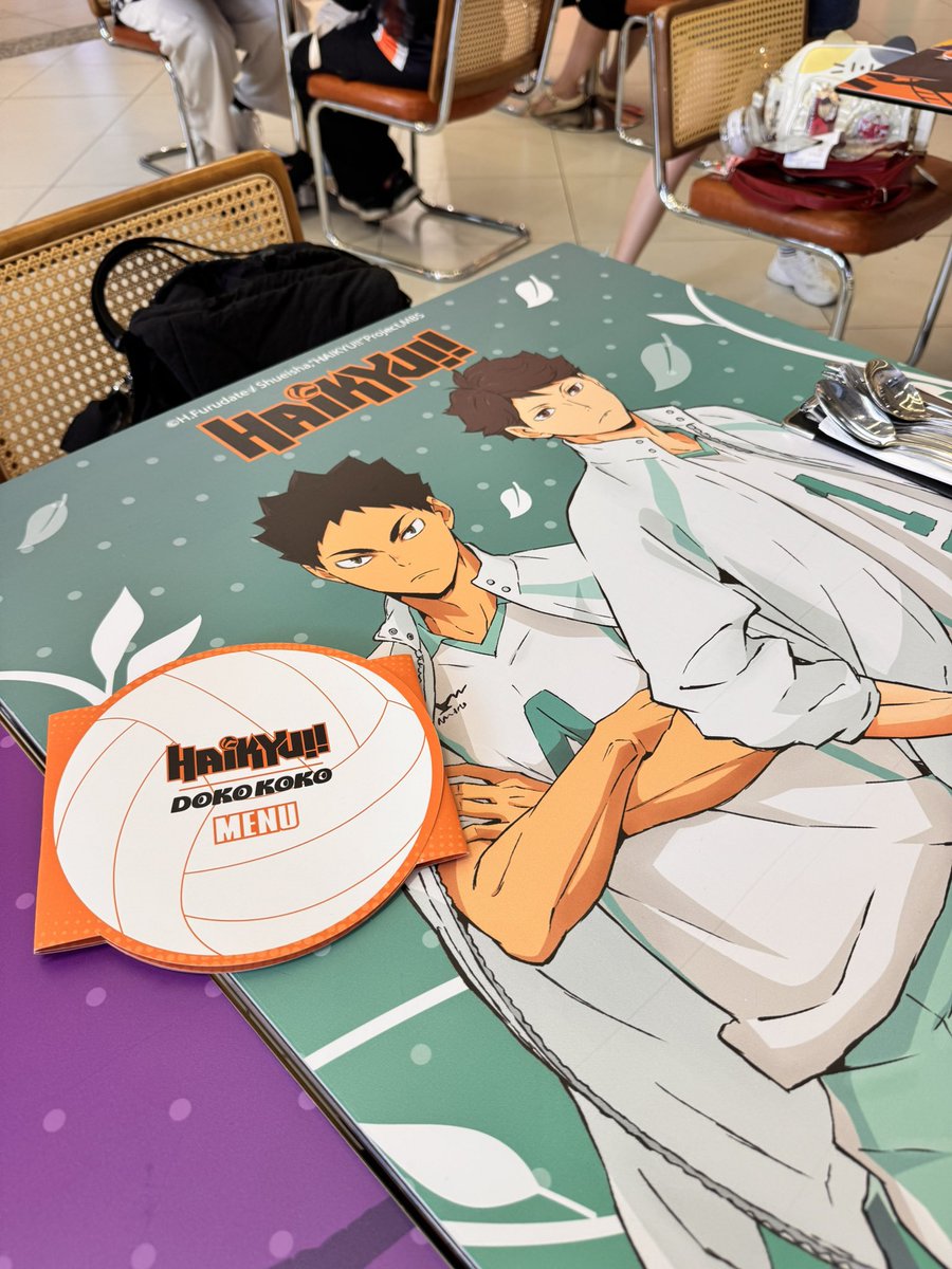 beestinggs's tweet image. HQ cafe with @maddox_rider and @hellopanderp 🥹🥹 food was gooodd