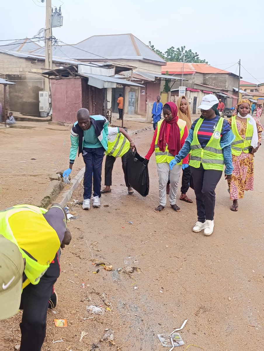 cctfcm's tweet image. Dans le cadre de la célébration de la journée mondiale nettoyage 2025. CCTF et UJEVIG ont organisé un Eco Joggins à Guider ce samedi 20 Septembre 2025, sous le thème : lutter contre les déchets abandonnés à travers les opérations de nettoyage locales et citoyennes.