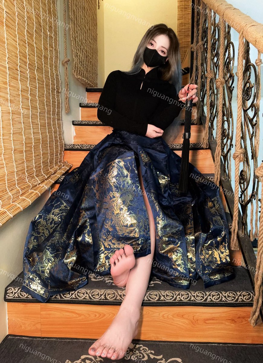 SESE862862's tweet photo. ♦️女主：逆光
♦️坐标：济南
♦️推项：绳艺/木乃伊/G责/刑/医疗【全能型】 https://t.co/W9apaHgIXY