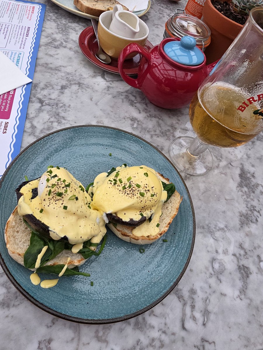 Travelled down to Cardiff last night, so nice easy morning and the chickens have delivered for breakfast. Let's up they deliver on the pitch also!! #bcafc #bantams #upthechickens