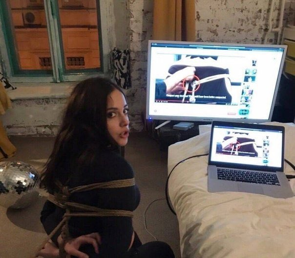 damn i am not watching movies without getting tied up