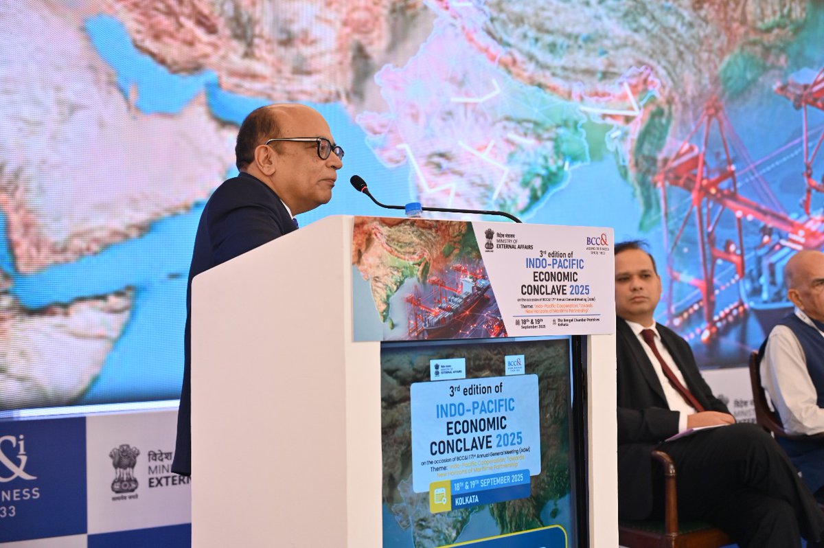 BenCham1833's tweet image. ✨ Day 2 – Special Session III | IPEC 2025
🌏 Strengthening Multilateral Cooperation in the Indo-Pacific
🎤 Speakers: Ishikawa Yoshihisa, Bradley Jensen Murg, Satish C. Mishra, Mridul Saggar, Rahul Mazumdar
🌟 Moderator: Ambarish Dasgupta
#IPEC2025 #MultilateralCooperation