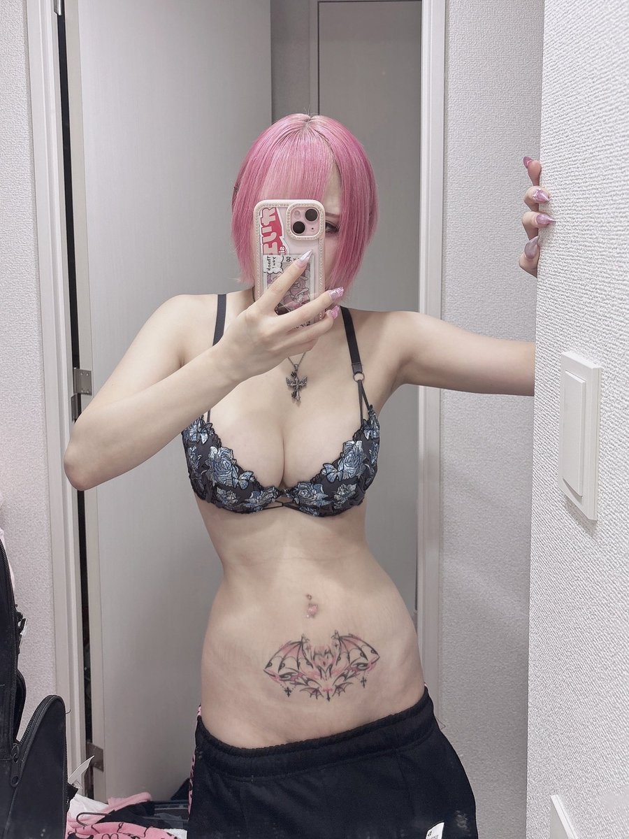 うさぎヶ丘秘密🐇🗝さんのエロ画像、2025年09月20日21時19分30秒に投稿