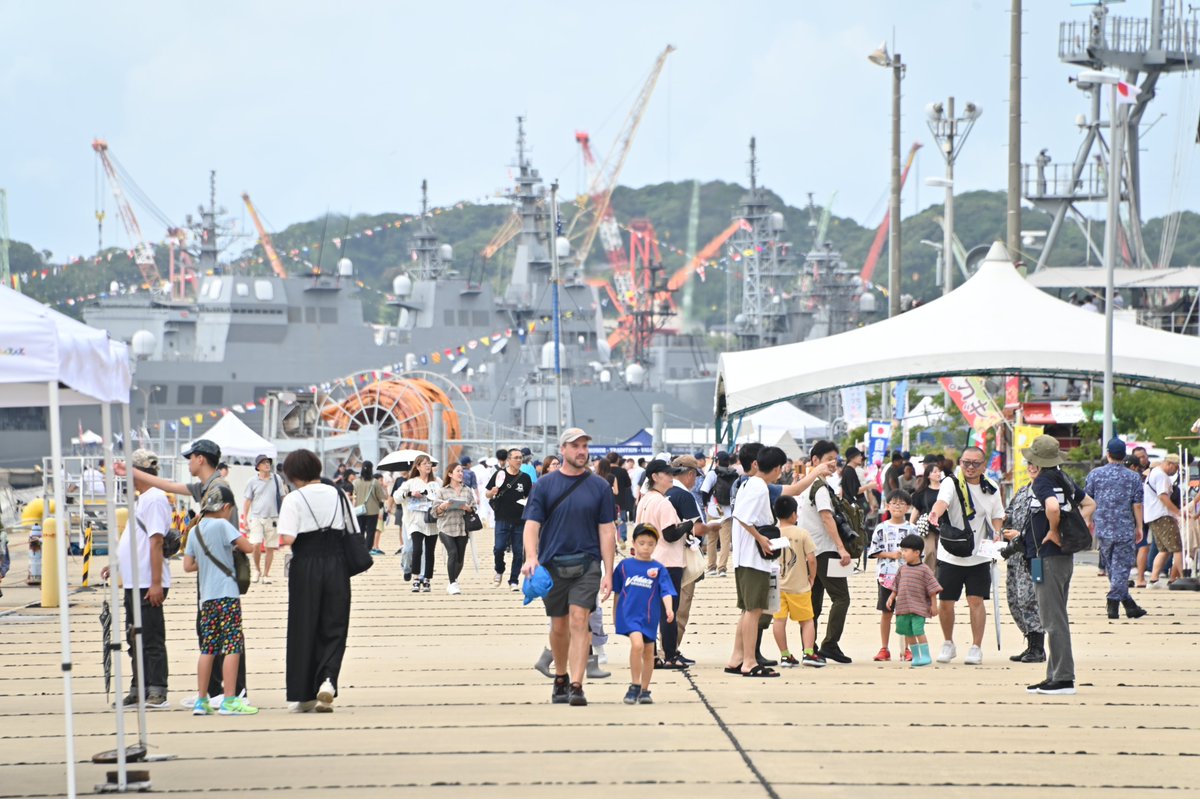 jmsdf_srh's tweet image. 【#オータムフェスタ☀️】 
本日はたくさんのご来場ありがとうございました😊
明日は #体験航海 のみとなります⛴️
一般入場はできませんのでご了承ください🥲
当選された方は受付時間までにお越しください🫡
#海自佐世保 #みなとオアシスさせぼ