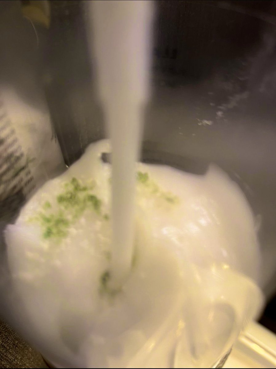 Code_cracker's tweet image. Paying premium prices at @NuffieldHealth City branch, London… only to find MOULD inside the moisturiser dispensers 🤢. Told the manager (Madalena) and she shrugged it off with smug arrogance. Luxury gym? More like biohazard gym.